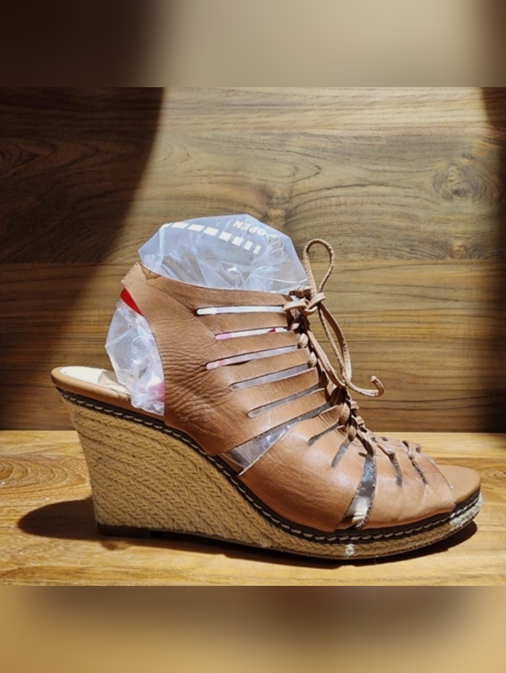 CIRCA JOAN & DAVID Tan Caged Laced Leather Wedge Heeled Esp…